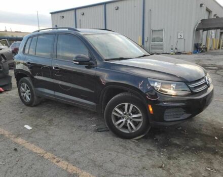 Черный Фольксваген Тигуан, объемом двигателя 2 л и пробегом 142 тыс. км за 2500 $, фото 3 на Automoto.ua