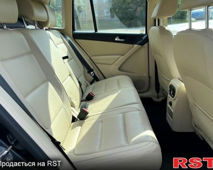 Черный Фольксваген Тигуан, объемом двигателя 2 л и пробегом 182 тыс. км за 11999 $, фото 3 на Automoto.ua