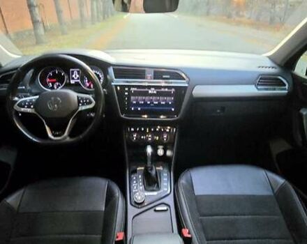 Черный Фольксваген Тигуан, объемом двигателя 1.98 л и пробегом 130 тыс. км за 24499 $, фото 18 на Automoto.ua