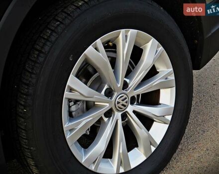 Черный Фольксваген Тигуан, объемом двигателя 1.98 л и пробегом 155 тыс. км за 18800 $, фото 4 на Automoto.ua