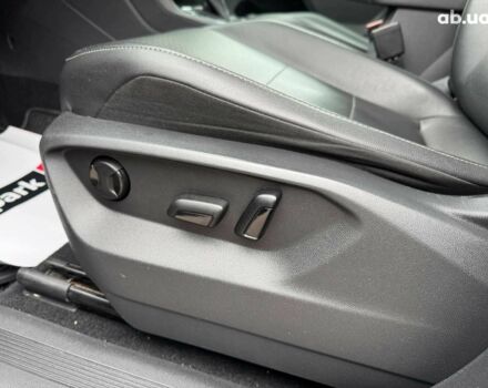 Черный Фольксваген Тигуан, объемом двигателя 2 л и пробегом 143 тыс. км за 18690 $, фото 21 на Automoto.ua