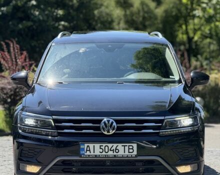 Черный Фольксваген Тигуан, объемом двигателя 2 л и пробегом 145 тыс. км за 19700 $, фото 7 на Automoto.ua