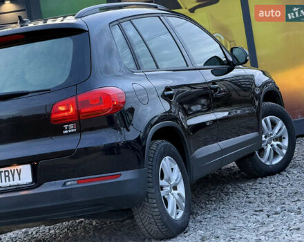 Черный Фольксваген Тигуан, объемом двигателя 2 л и пробегом 185 тыс. км за 13999 $, фото 24 на Automoto.ua