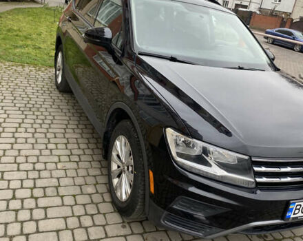 Черный Фольксваген Тигуан, объемом двигателя 1.98 л и пробегом 199 тыс. км за 15850 $, фото 1 на Automoto.ua