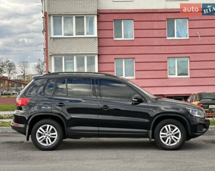 Черный Фольксваген Тигуан, объемом двигателя 2 л и пробегом 175 тыс. км за 12333 $, фото 28 на Automoto.ua