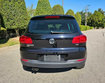 Черный Фольксваген Тигуан, объемом двигателя 2 л и пробегом 57 тыс. км за 11300 $, фото 3 на Automoto.ua