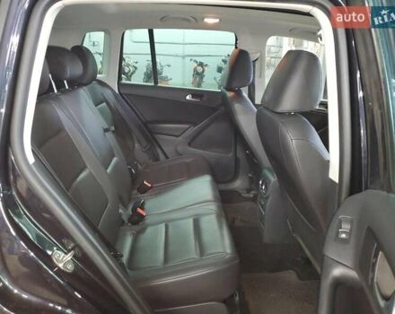 Черный Фольксваген Тигуан, объемом двигателя 0 л и пробегом 144 тыс. км за 10300 $, фото 9 на Automoto.ua