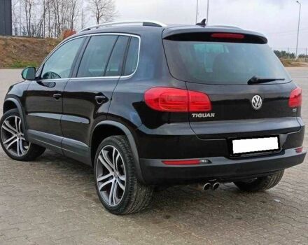 Чорний Фольксваген Тігуан, об'ємом двигуна 2 л та пробігом 82 тис. км за 10300 $, фото 8 на Automoto.ua