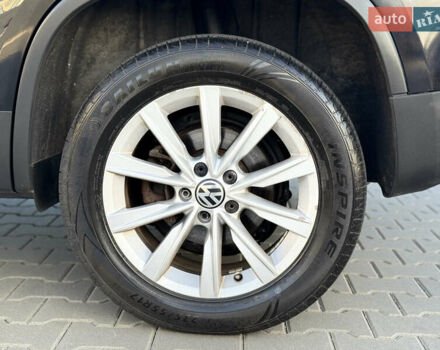 Черный Фольксваген Тигуан, объемом двигателя 1.98 л и пробегом 120 тыс. км за 11999 $, фото 12 на Automoto.ua