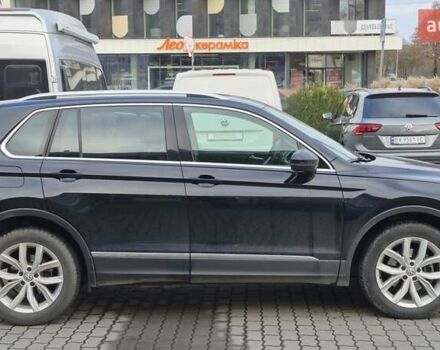 Чорний Фольксваген Тігуан, об'ємом двигуна 1.97 л та пробігом 110 тис. км за 25500 $, фото 3 на Automoto.ua