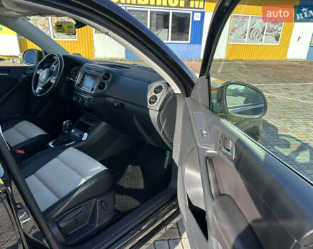 Черный Фольксваген Тигуан, объемом двигателя 2 л и пробегом 100 тыс. км за 13950 $, фото 27 на Automoto.ua