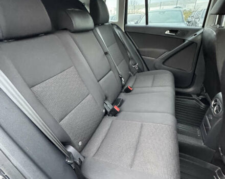 Черный Фольксваген Тигуан, объемом двигателя 2 л и пробегом 140 тыс. км за 13700 $, фото 29 на Automoto.ua