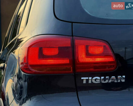 Черный Фольксваген Тигуан, объемом двигателя 2 л и пробегом 185 тыс. км за 13999 $, фото 20 на Automoto.ua