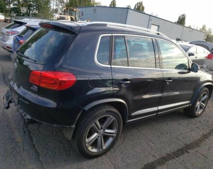 Черный Фольксваген Тигуан, объемом двигателя 2 л и пробегом 118 тыс. км за 2500 $, фото 2 на Automoto.ua