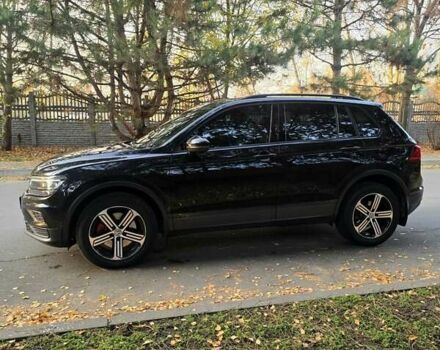 Черный Фольксваген Тигуан, объемом двигателя 1.98 л и пробегом 130 тыс. км за 24499 $, фото 3 на Automoto.ua