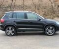 Чорний Фольксваген Тігуан, об'ємом двигуна 2 л та пробігом 82 тис. км за 10300 $, фото 4 на Automoto.ua