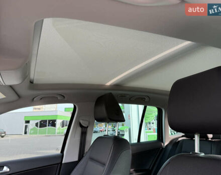 Чорний Фольксваген Тігуан, об'ємом двигуна 2 л та пробігом 104 тис. км за 15500 $, фото 18 на Automoto.ua