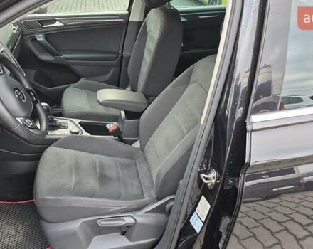 Чорний Фольксваген Тігуан, об'ємом двигуна 1.97 л та пробігом 110 тис. км за 25500 $, фото 10 на Automoto.ua