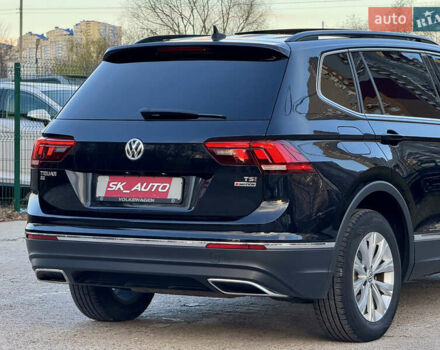 Черный Фольксваген Тигуан, объемом двигателя 1.98 л и пробегом 81 тыс. км за 21500 $, фото 69 на Automoto.ua