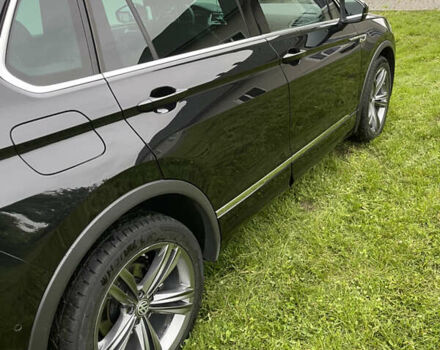 Черный Фольксваген Тигуан, объемом двигателя 1.98 л и пробегом 215 тыс. км за 26855 $, фото 11 на Automoto.ua