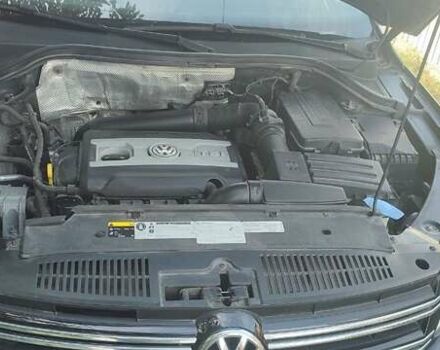 Черный Фольксваген Тигуан, объемом двигателя 1.98 л и пробегом 66 тыс. км за 16500 $, фото 12 на Automoto.ua