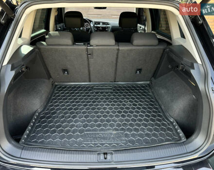 Черный Фольксваген Тигуан, объемом двигателя 1.97 л и пробегом 104 тыс. км за 26100 $, фото 17 на Automoto.ua