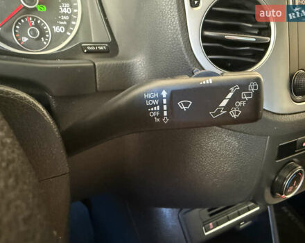 Черный Фольксваген Тигуан, объемом двигателя 1.98 л и пробегом 161 тыс. км за 14300 $, фото 13 на Automoto.ua