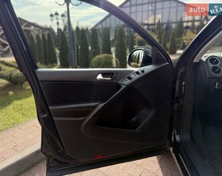 Черный Фольксваген Тигуан, объемом двигателя 1.98 л и пробегом 122 тыс. км за 14900 $, фото 32 на Automoto.ua