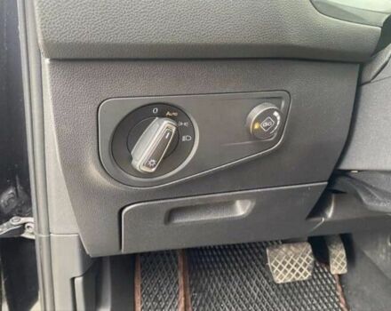 Чорний Фольксваген Тігуан, об'ємом двигуна 2 л та пробігом 131 тис. км за 18500 $, фото 6 на Automoto.ua