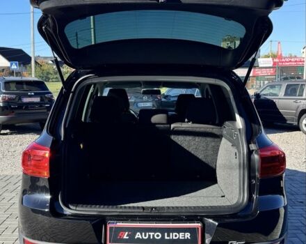 Черный Фольксваген Тигуан, объемом двигателя 2 л и пробегом 183 тыс. км за 14000 $, фото 5 на Automoto.ua