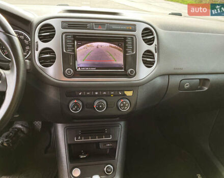 Черный Фольксваген Тигуан, объемом двигателя 2 л и пробегом 188 тыс. км за 14500 $, фото 17 на Automoto.ua