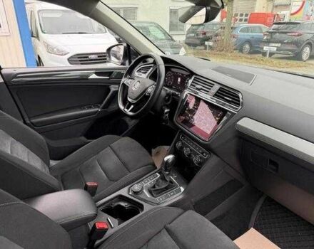 Черный Фольксваген Тигуан, объемом двигателя 2 л и пробегом 102 тыс. км за 12100 $, фото 18 на Automoto.ua