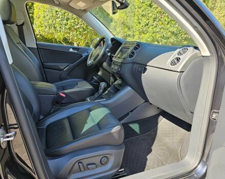 Черный Фольксваген Тигуан, объемом двигателя 2 л и пробегом 57 тыс. км за 9000 $, фото 10 на Automoto.ua