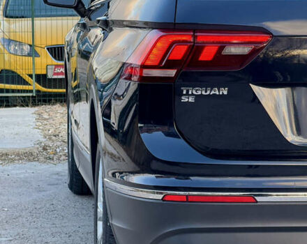 Черный Фольксваген Тигуан, объемом двигателя 1.98 л и пробегом 81 тыс. км за 21500 $, фото 80 на Automoto.ua