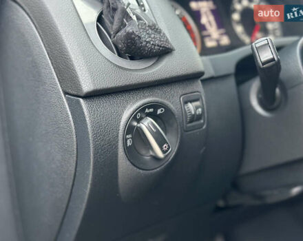 Черный Фольксваген Тигуан, объемом двигателя 1.98 л и пробегом 85 тыс. км за 15999 $, фото 11 на Automoto.ua