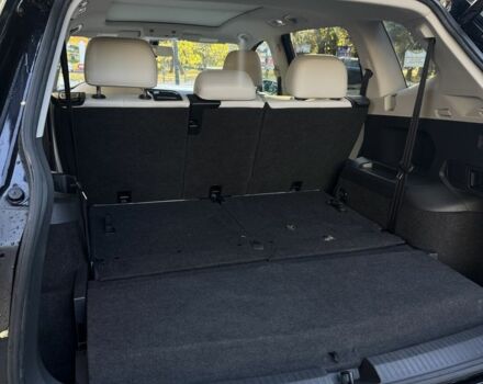 Чорний Фольксваген Тігуан, об'ємом двигуна 2 л та пробігом 127 тис. км за 22000 $, фото 5 на Automoto.ua