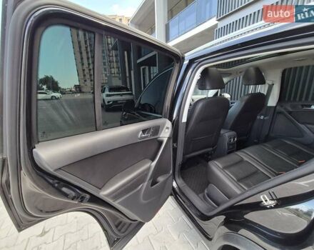 Чорний Фольксваген Тігуан, об'ємом двигуна 1.98 л та пробігом 117 тис. км за 17890 $, фото 48 на Automoto.ua