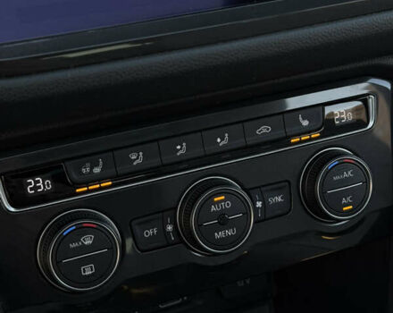 Черный Фольксваген Тигуан, объемом двигателя 1.98 л и пробегом 145 тыс. км за 19200 $, фото 28 на Automoto.ua