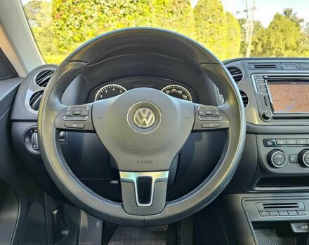 Черный Фольксваген Тигуан, объемом двигателя 2 л и пробегом 57 тыс. км за 11300 $, фото 9 на Automoto.ua