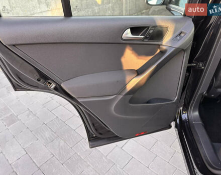 Черный Фольксваген Тигуан, объемом двигателя 1.98 л и пробегом 102 тыс. км за 13900 $, фото 10 на Automoto.ua