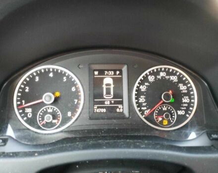 Черный Фольксваген Тигуан, объемом двигателя 2 л и пробегом 118 тыс. км за 2500 $, фото 8 на Automoto.ua