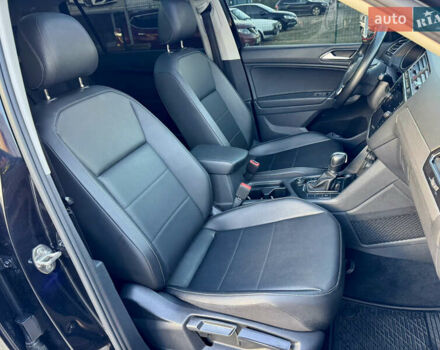 Черный Фольксваген Тигуан, объемом двигателя 1.98 л и пробегом 81 тыс. км за 21500 $, фото 13 на Automoto.ua