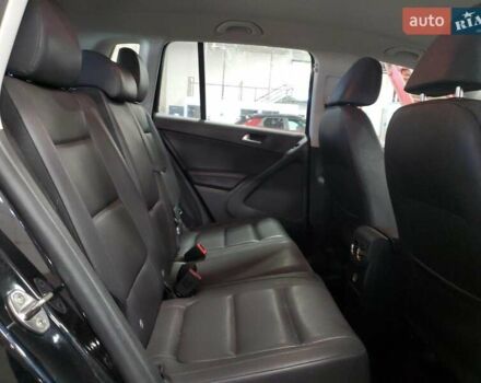 Чорний Фольксваген Тігуан, об'ємом двигуна 1.98 л та пробігом 138 тис. км за 1900 $, фото 10 на Automoto.ua