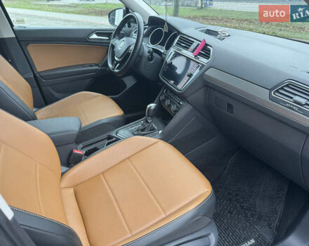 Чорний Фольксваген Тігуан, об'ємом двигуна 1.98 л та пробігом 105 тис. км за 20500 $, фото 16 на Automoto.ua