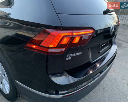 Черный Фольксваген Тигуан, объемом двигателя 2 л и пробегом 188 тыс. км за 12890 $, фото 31 на Automoto.ua