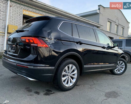 Черный Фольксваген Тигуан, объемом двигателя 2 л и пробегом 188 тыс. км за 12890 $, фото 28 на Automoto.ua