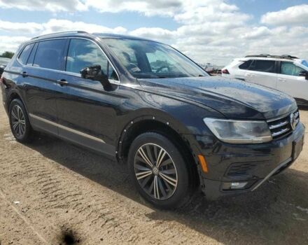 Черный Фольксваген Тигуан, объемом двигателя 2 л и пробегом 65 тыс. км за 4000 $, фото 3 на Automoto.ua