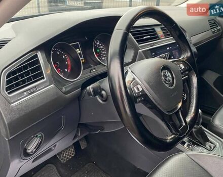 Черный Фольксваген Тигуан, объемом двигателя 2.49 л и пробегом 224 тыс. км за 18500 $, фото 11 на Automoto.ua