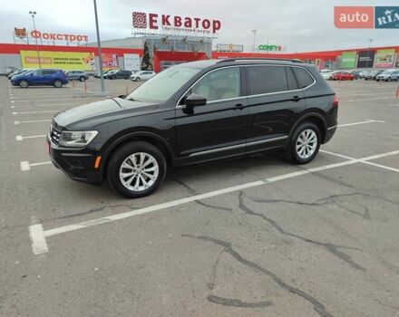 Черный Фольксваген Тигуан, объемом двигателя 1.98 л и пробегом 141 тыс. км за 16900 $, фото 6 на Automoto.ua