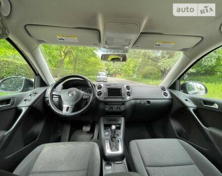 Черный Фольксваген Тигуан, объемом двигателя 2 л и пробегом 91 тыс. км за 12900 $, фото 8 на Automoto.ua